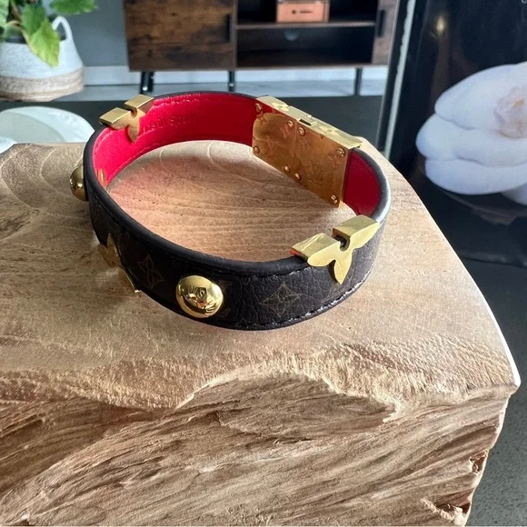 Louis Vuitton Red Brown Bracelet with Gold Accents - Picture 2 of 12
